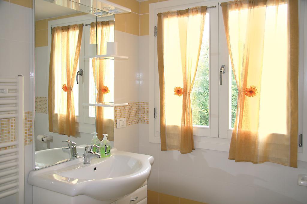 نوالي Bed And Breakfast Venice House الغرفة الصورة